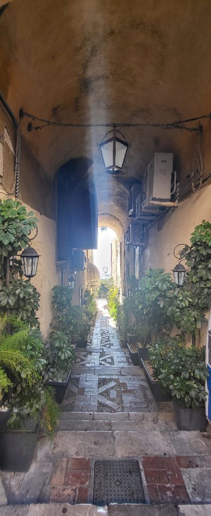 alleyway-2