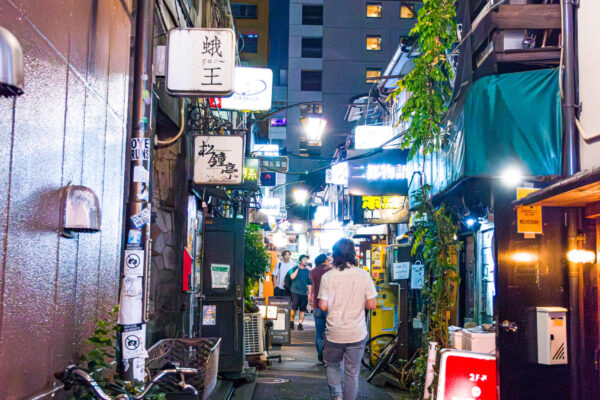 Bars in Golden Gai are known in particular for the artistic affinities of their patrons. Golden Gai is well known as a meeting place for musicians, artists, directors, writers, academics and actors, including many celebrities